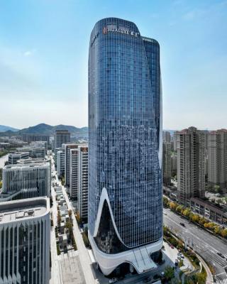 HUALUXE Hotels and Resorts Qingdao Licang, an IHG Hotel