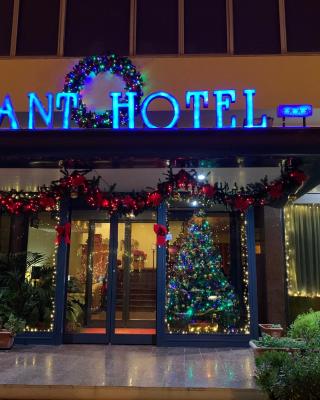 Savant Hotel