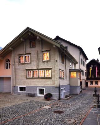 Charming Swiss Chalet Andermatt