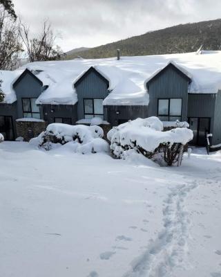 Snowcreek 2 Alpine Chalet, Private Garage