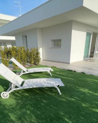 JESOLO GROUND FLOOR FLAT WITH POOL - 2 family apartments
