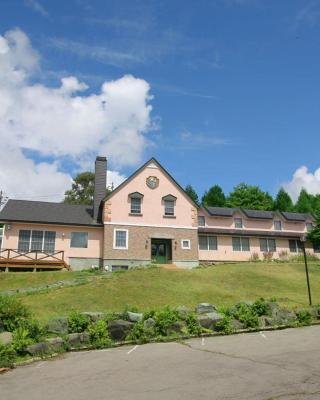 Petit Hotel Kanan