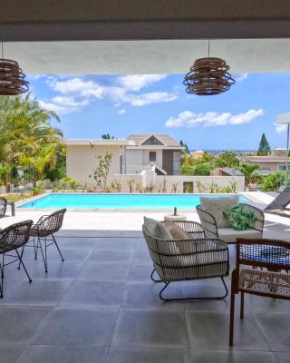 ELOMY VILLA