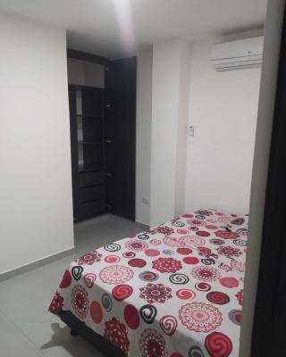 Hermoso aparta estudio con Aire Acondicionado en un primer piso Cerca al Hospital de Neiva