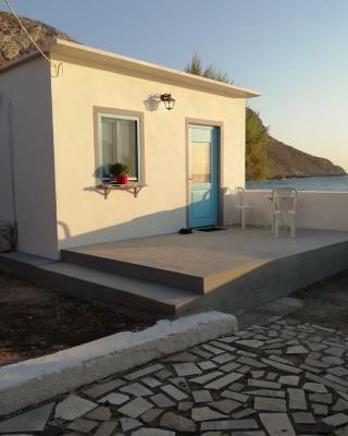 PARADISE ON THE KANTOUNI BEACH