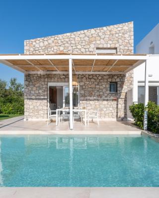 New Loft by Ossiano Pool Villas, Heating Pool,2 min drive to Haraki Beach & 10 to Lindos