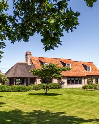 Hoeve den Akker - luxueuze vakantiewoningen met privétuinen nabij Brugge, Damme, Knokke, Sluis en Cadzand