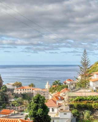 Lidia's Place, a Home in Madeira