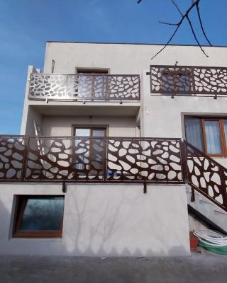 Casa Saturn