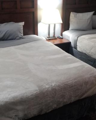Hotel 2 Queen Beds Hotel Room 135 Booking