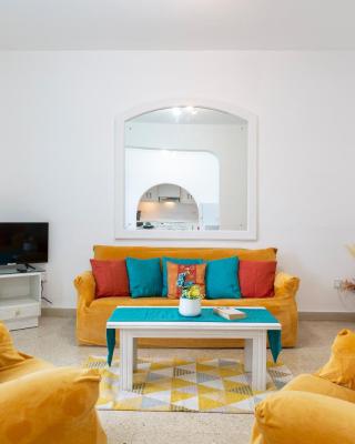 A comfy Seafront 1BR APT, in Tower Road in Sliema by 360 Estates