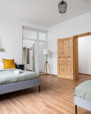 Ruhig Hell Wohnen im Grünen in Köpenick füßläufig zum Wasser 25min bis Flughafen