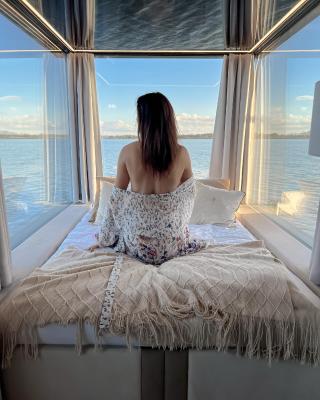 Domki na wodzie - HT Houseboats - with sauna, jacuzzi massage chair