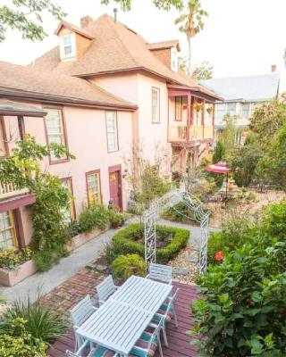 Casa De Solana Bed and Breakfast