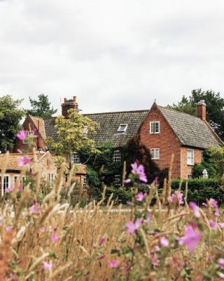 Fritton Lake - The Clubhouse