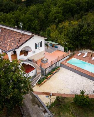 Tenuta Carbone - Con piscina e parcheggio privato