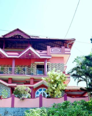 Holidayincoorg Royal Mansion