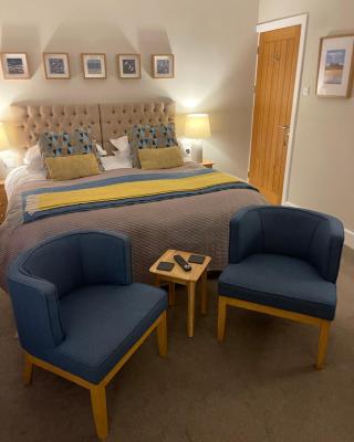 Horncliffe room only accommodation