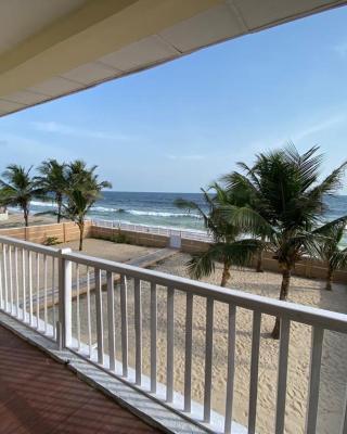 Oceanfront Wavecrest Hotel