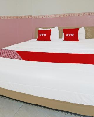 SUPER OYO 92003 Sky Airlines Guesthouse