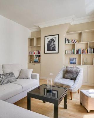 Bel appartement avec lit double dans Paris 15ème