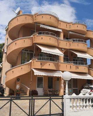 Apartments Montenegrina