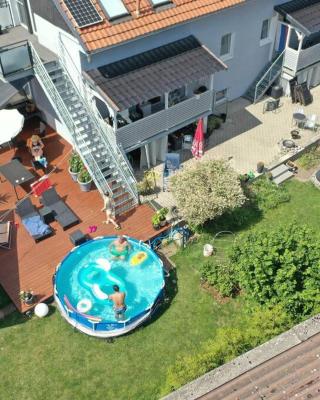 Kornhaus - schöne Ferienwohnung mit Pool, Kamin und Terrasse