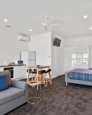 Port Lincoln Shark Apartment 4