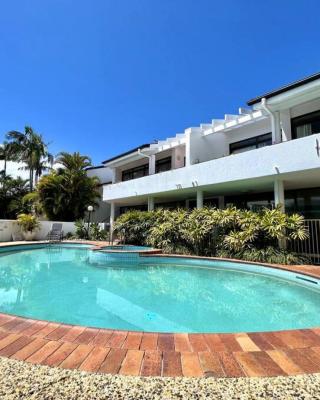 8NA Lovely 2 bedroom on Noosa Parade