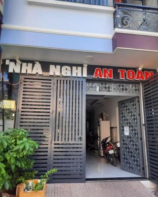 Nhà Nghỉ An Toàn