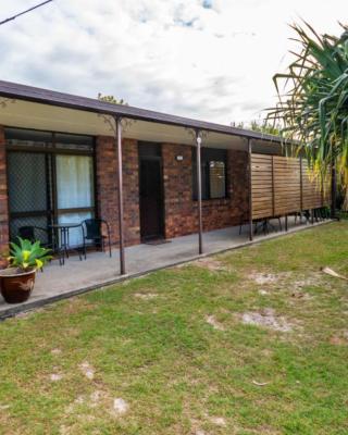 Pet friendly lowset home with room for a boat, Wattle Ave, Bongaree