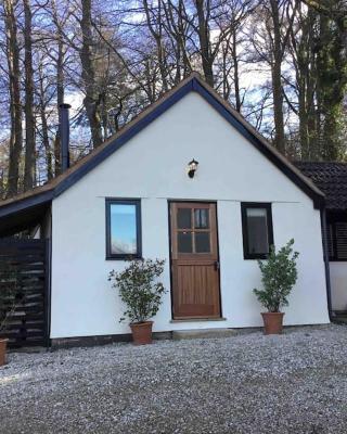 Cute studio cottage. Wood burner. Amazing views