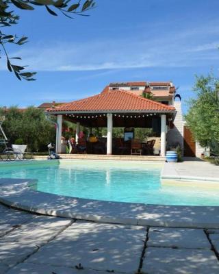 Family friendly apartments with a swimming pool Povljana, Pag - 244