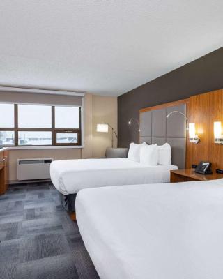 Ramada by Wyndham Northern Grand Hotel & Conference Centre