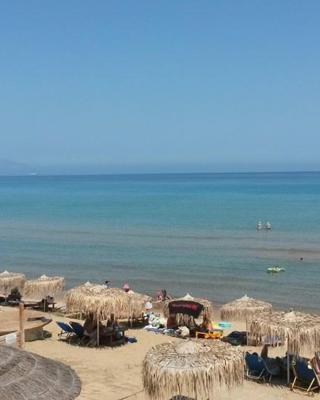 Lithos stone house (Ionio holidays)