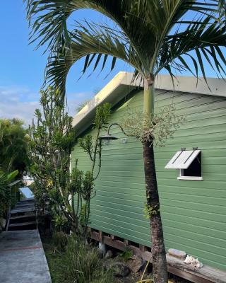 Charmant bungalow avec petite piscine privée