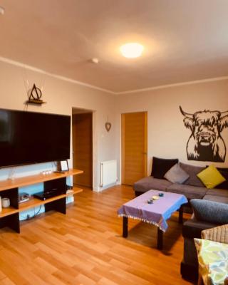 Maria- Bright and Modern City Center Apartment .