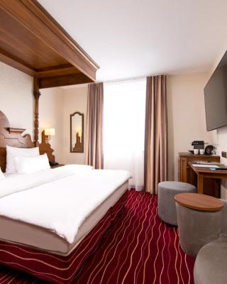 KING's Hotel First