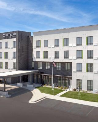 Courtyard by Marriott Fargo