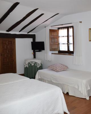 Habitaciones Casona De Linares