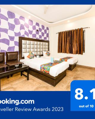 FabHotel De Sivalika - 500m from Belur Math