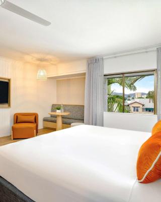 Mercure Cairns