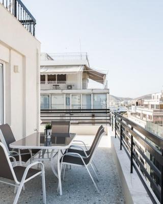 Piraeus Deluxe 2BDR Apt - near metro and port