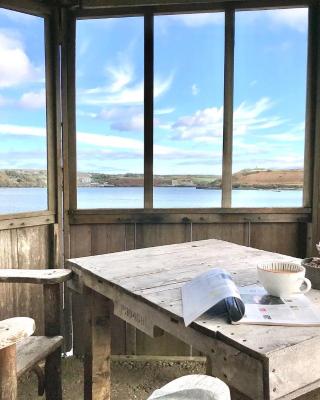 Coastal Chic waterfront studio