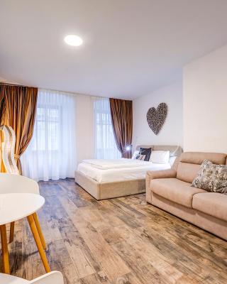 Arcadia Rooms