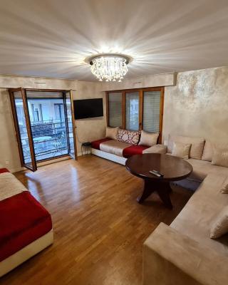 appartement 2P 56 m2 centre Clichy-Levallois