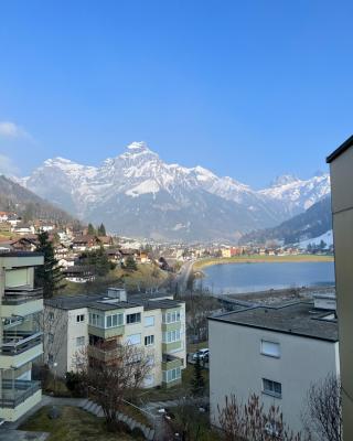 Wunderstay Alpine 401 Chic Studio with Mountain view