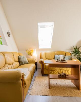 Waldblickwohnung mit schöner Terrasse und Kamin