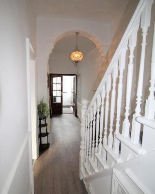 Newcastle - Heaton - Great Customer Feedback - 5 Large Bedrooms - Period Property - Refurbished Throughout