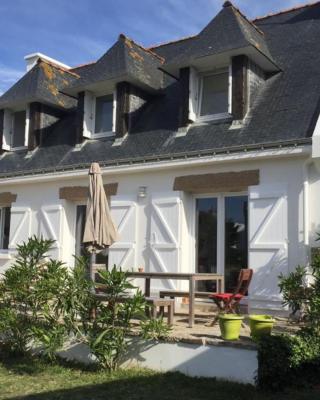 Grande maison proche plage et centre ville avec grand parking